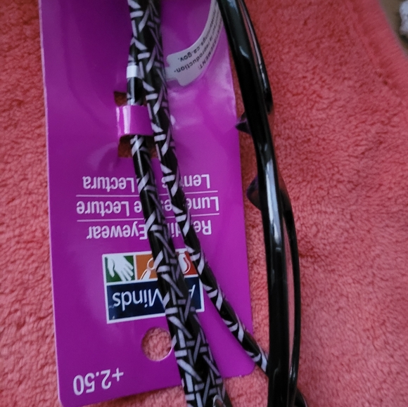 Reading classes +2.50 - Picture 9 of 9